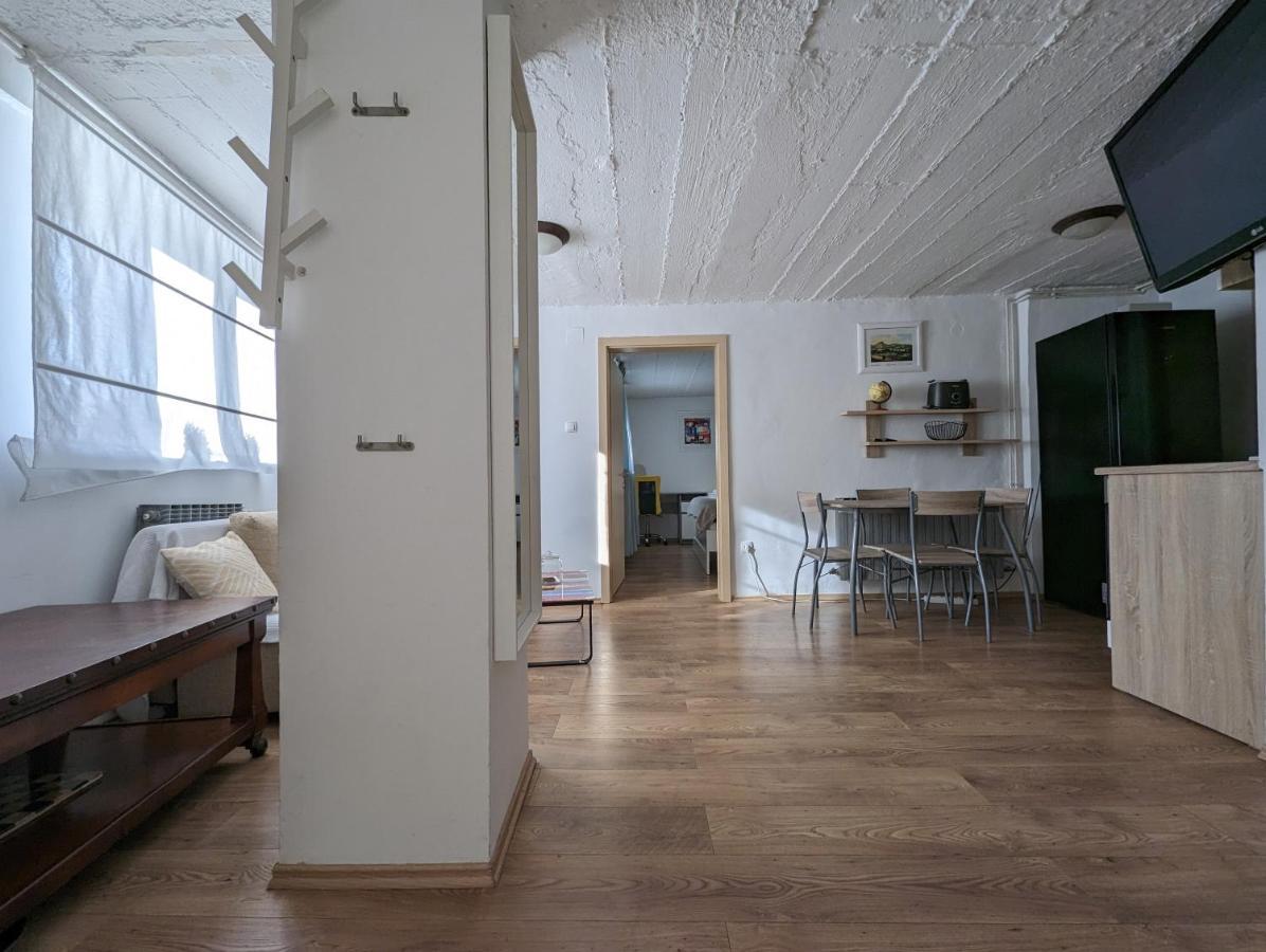 Twin-Magnolias Condo With Garden, Parking & Ev Station Zagreb Extérieur photo