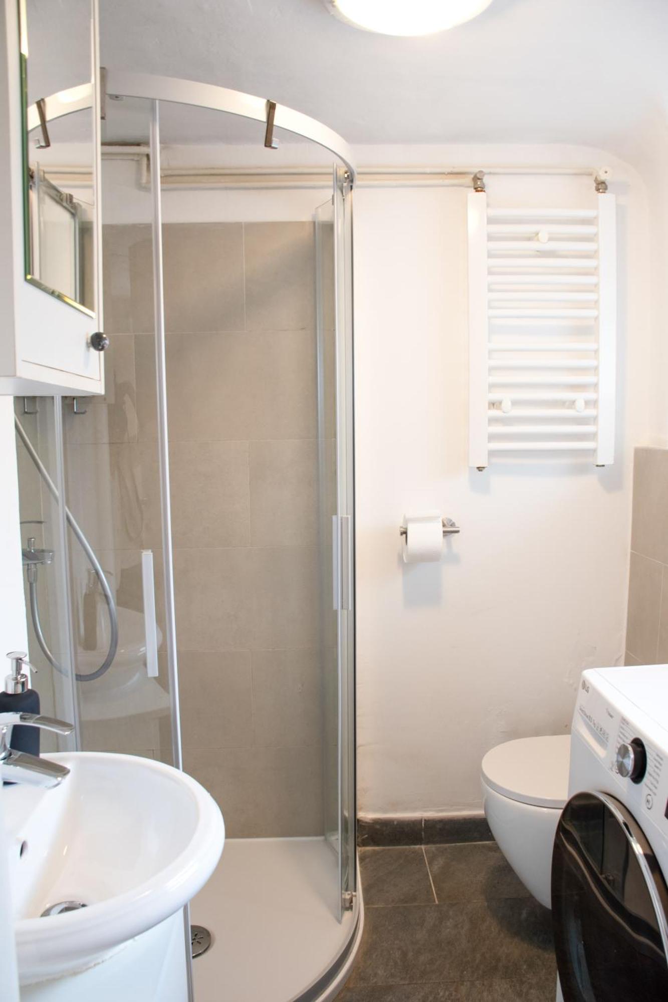 Twin-Magnolias Condo With Garden, Parking & Ev Station Zagreb Extérieur photo