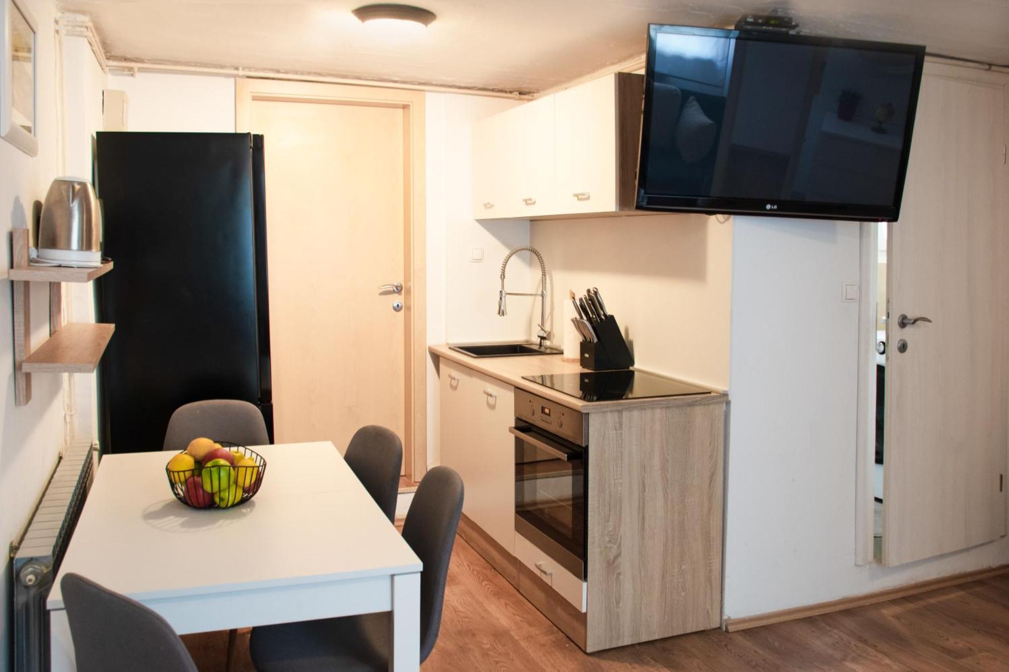 Twin-Magnolias Condo With Garden, Parking & Ev Station Zagreb Extérieur photo