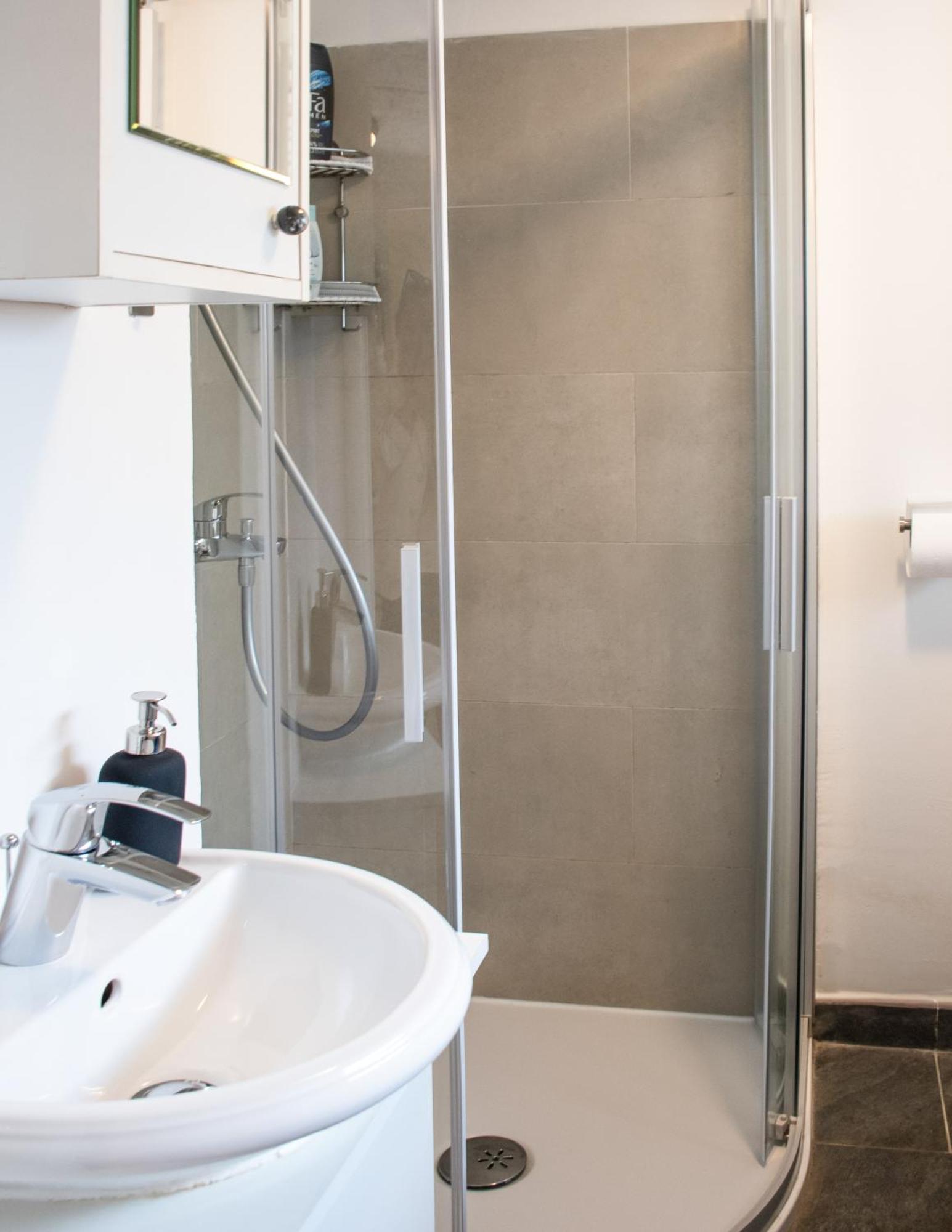 Twin-Magnolias Condo With Garden, Parking & Ev Station Zagreb Extérieur photo