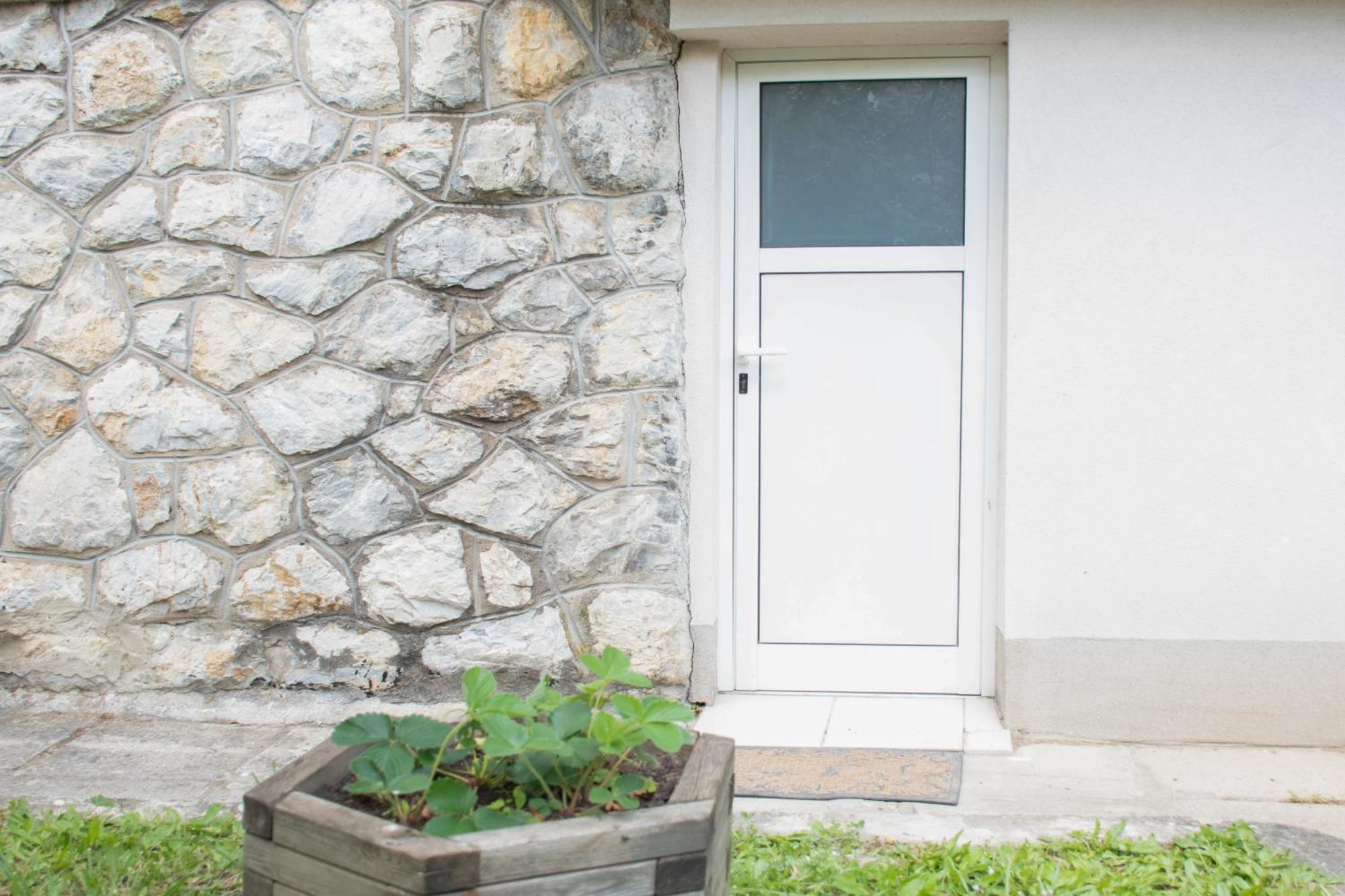 Twin-Magnolias Condo With Garden, Parking & Ev Station Zagreb Extérieur photo