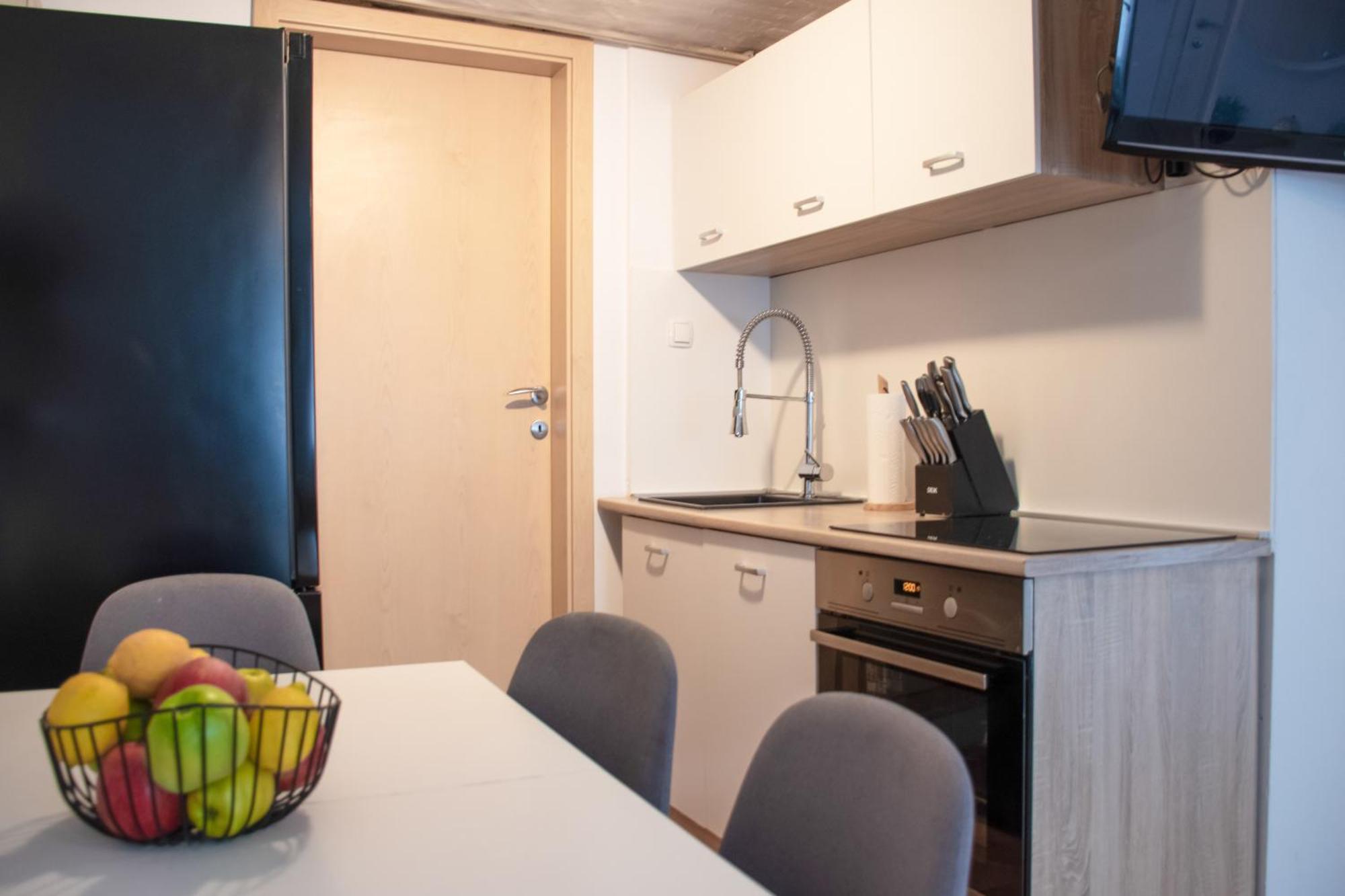 Twin-Magnolias Condo With Garden, Parking & Ev Station Zagreb Extérieur photo