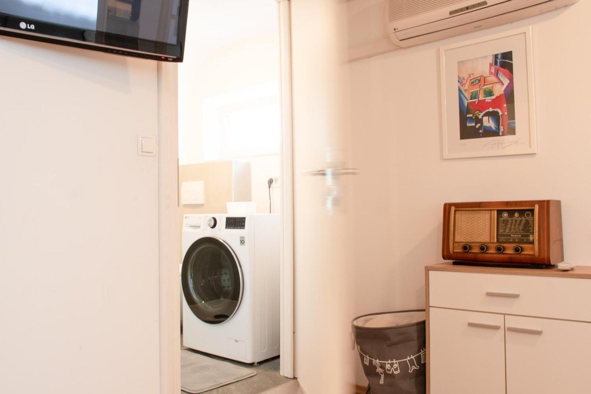 Twin-Magnolias Condo With Garden, Parking & Ev Station Zagreb Extérieur photo